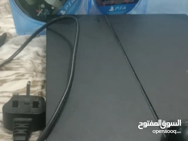 بلاستيشن 4طابقيت شوف الوصف طبعن السعر قابل لي الفاوض