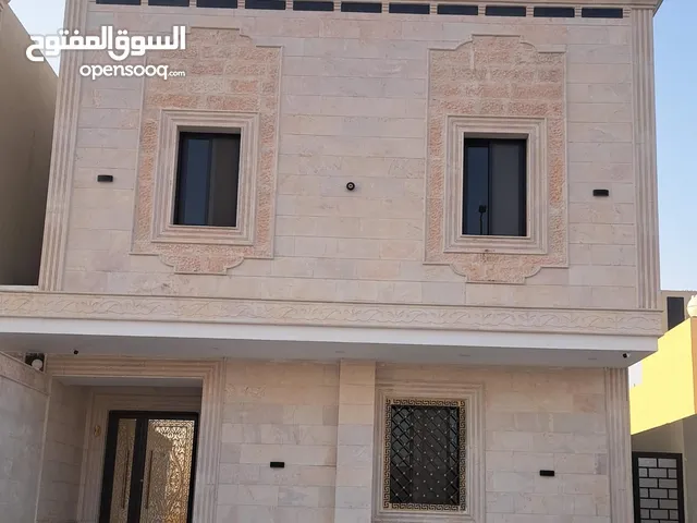 300 m2 More than 6 bedrooms Villa for Sale in Mecca Waly Al Ahd
