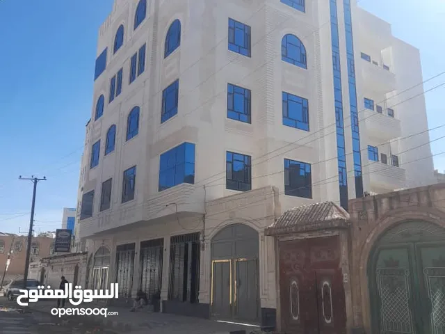 بدروم نظيف سقف مرتفع المساحه 8لبن المكان الرباط خلف محطه الرباط