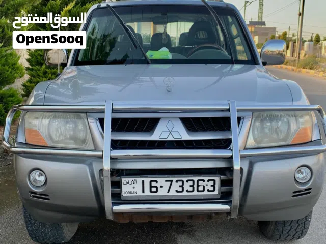 2006 ميتسوبيشي باجيرو GLS
