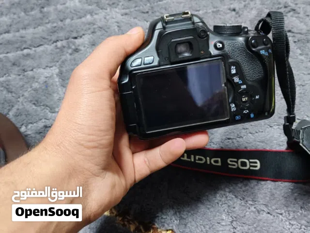 كاميرا كانون 600d نظيفة جدا مع جميع ملحقاتها