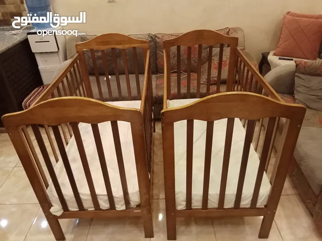 اسره اطفال للبيع