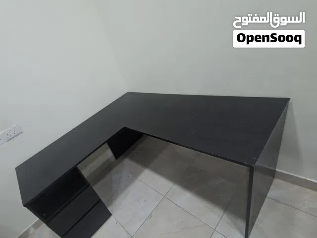 مكتب بحاله ممتازه