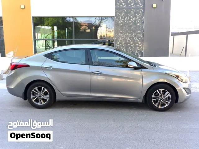 2015 Hyundai Elantra Standard