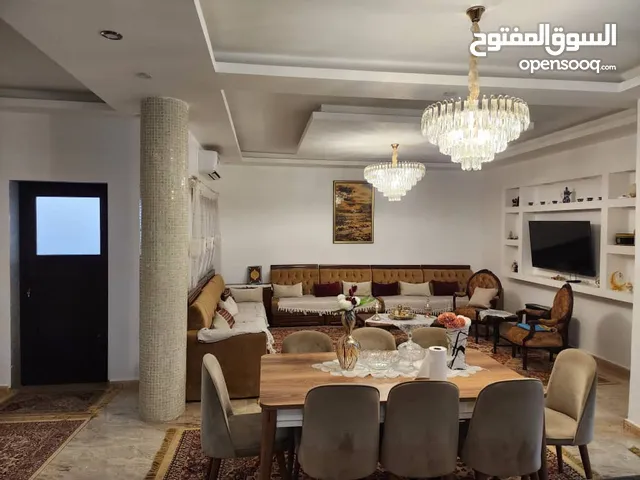 204 m2 More than 6 bedrooms Villa for Sale in Benghazi As-Sulmani Al-Sharqi