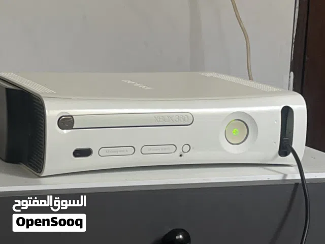البحب يبدل اكس بوكس 360 ع بلاستيشن فور  يبعتلي