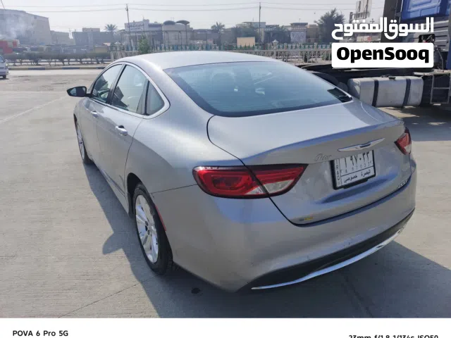 2015 كرايسلر 200 200C