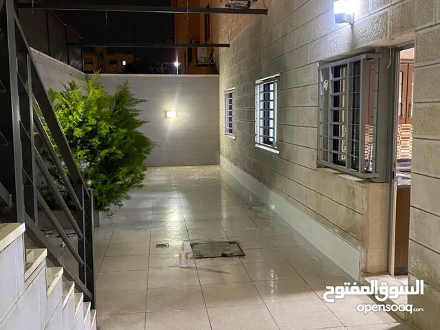 130 m2 3 Bedrooms Apartments for Sale in Amman Daheit Al Yasmeen