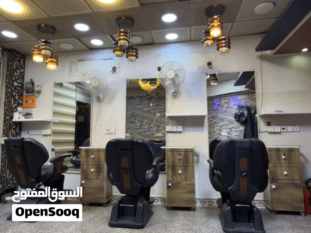 كراسي ومرايات حلاقة كاملة للبيع