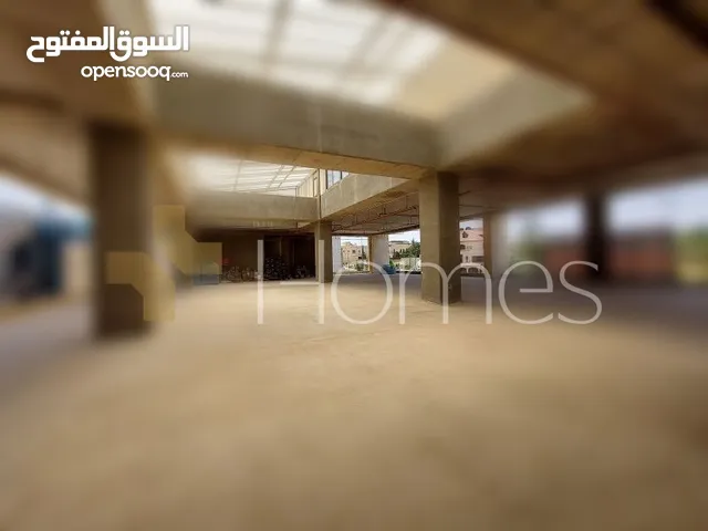 معرض جديد للايجار في عمان - عبدون , مساحة المعرض 221 م