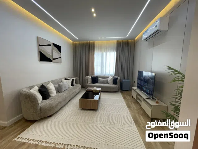 شقة فاخرة بغرفة نوم واحدة للإيجار اليومي في قلب صلالة
