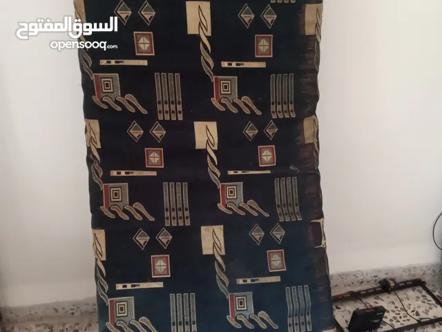 فرشات اسفنج مع وجه مستعمل بحاله جيده كما بالصور عدد 4