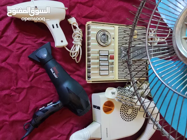 مروحه وسشوار عدد 3 كل قطعه الها سعر كله شغال علي الفحص الكامل سشوار صنع ايطاليا اصلي 100% بسعر حرق