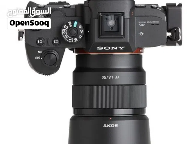 عدسة كاميرا سوني 50 مستعمل فقط يوم واحد صورت بس 4 صور شبه جديد كلياً مع الورقة تبعتها وعلى ضمانتي