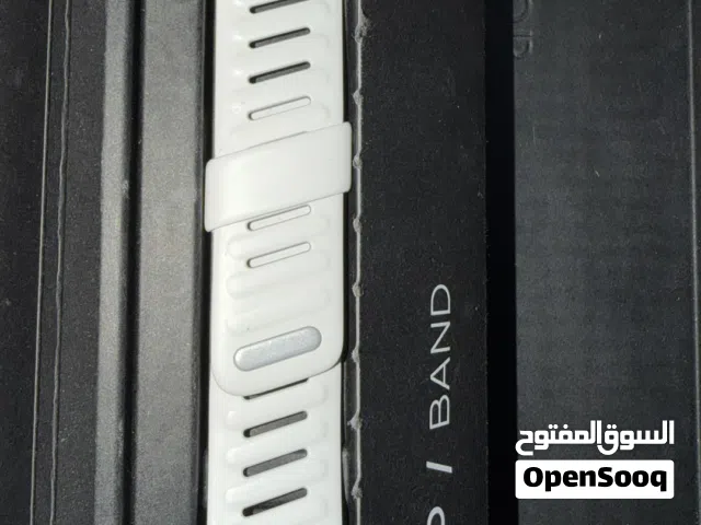 سير سوار ووب Whoop 4.0 لون ابيض داخل اسود