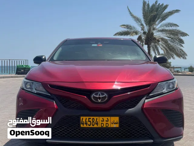 2019 تويوتا كامري LE