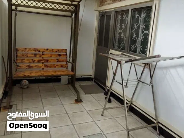 بيت طابقين للبيع في منطقه الاربع شوارع موقع ممتاز وحديث