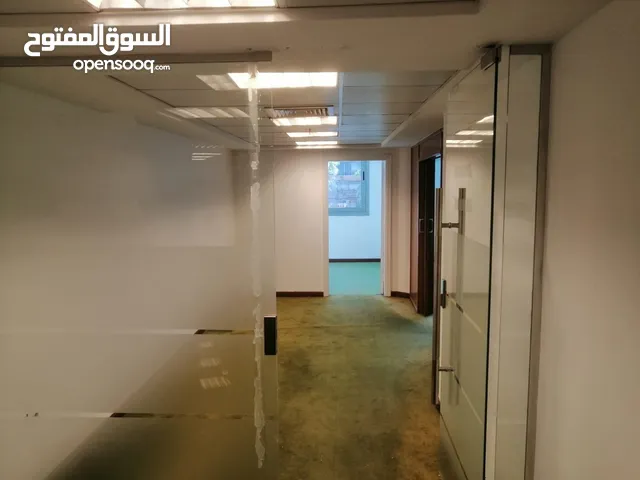 وحدة ادارية بمساحة 290 متر بمبنى الجزيرة العربية الادارى اول شارع الهرم واجهه امامية