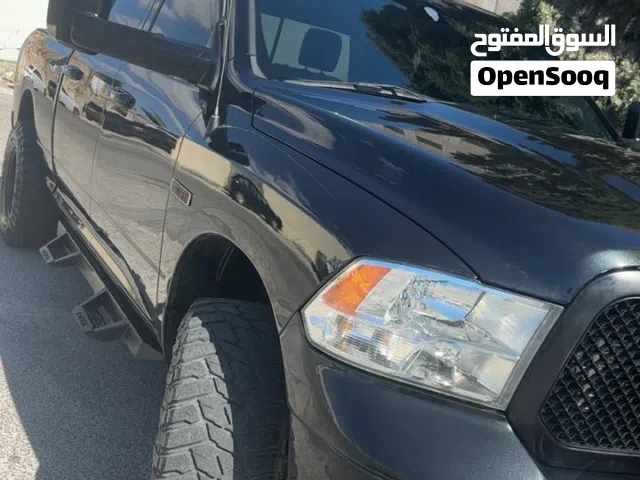 2014 دودج رام Laramie