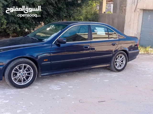 BMW 5 Series 2000 in Zawiya