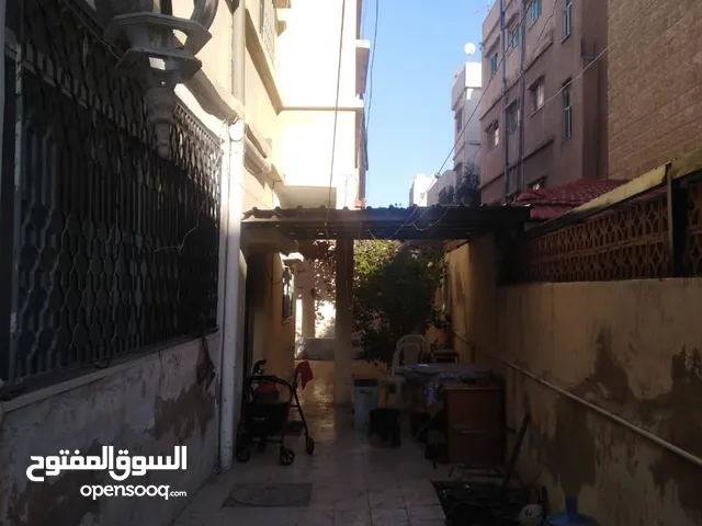 83m2 3 Bedrooms Townhouse for Sale in Amman Marka