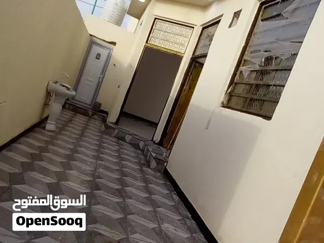 150 m2 3 Bedrooms Townhouse for Sale in Basra Al-Jazzera