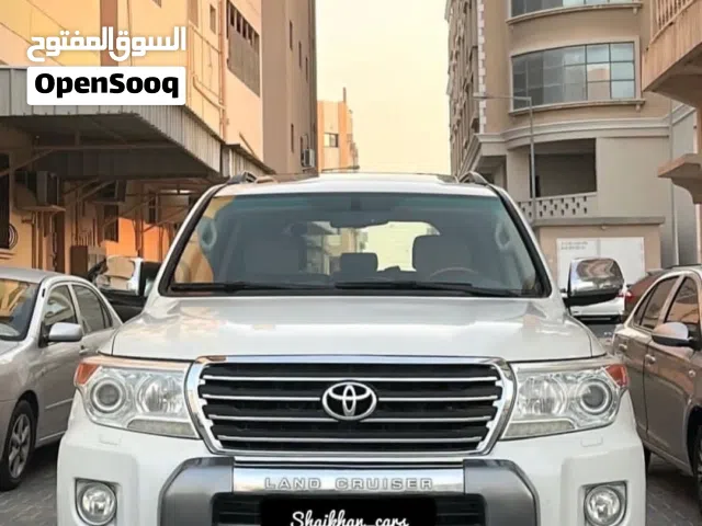 Toyota L/Cruiser GXR V8 -2014