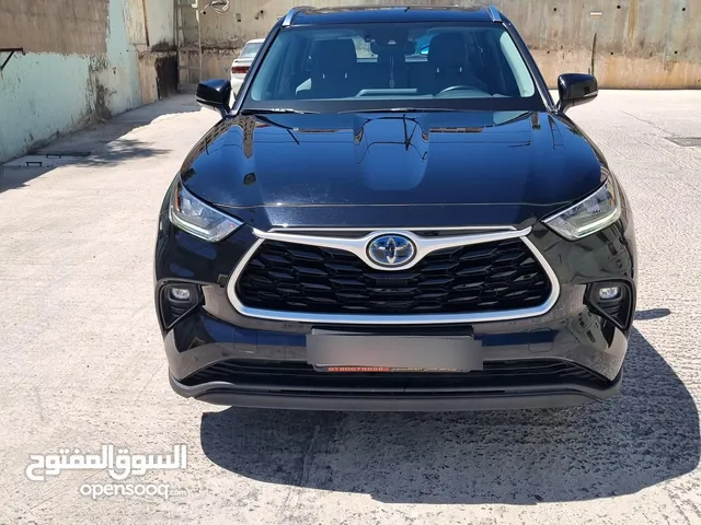 Used Toyota Highlander in Amman