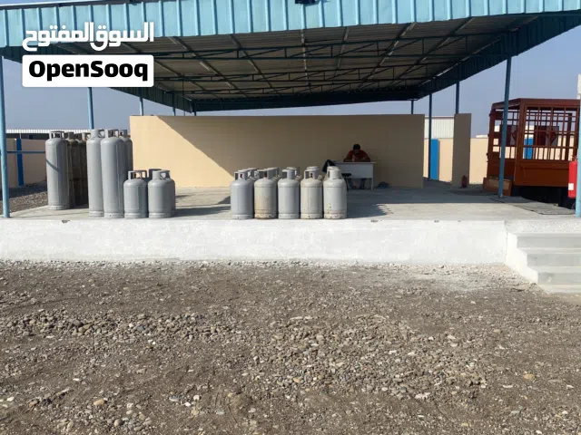 مستودع بيع اسطوانات الغاز ( غاز الطبخ وغاز اللحام) صناعية شناص