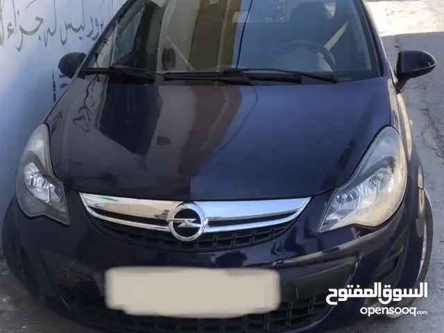 سيارة أوبل كورسا اقتصاديه جداً للبيع والسعر حرق !!