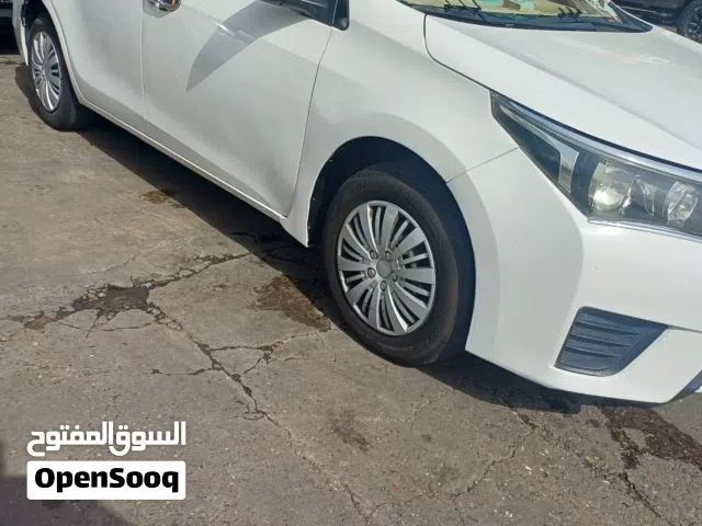تيوتا كورولا 2015 للبيع لظروف خاصه