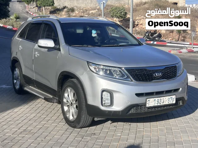 2014 كيا سورينتو Standard