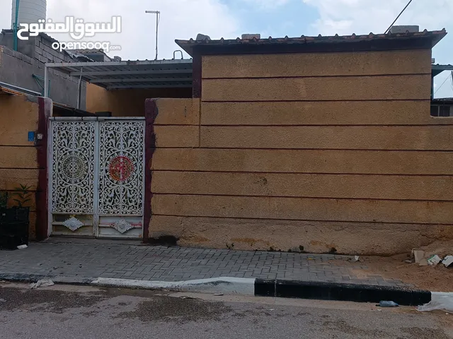 200 m2 3 Bedrooms Townhouse for Sale in Basra Qibla