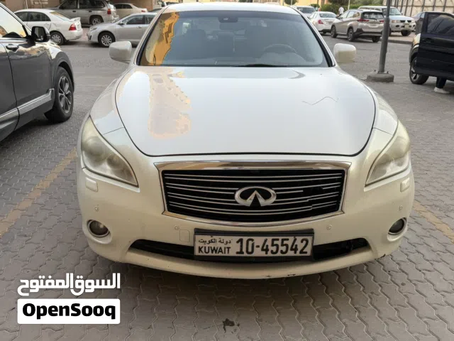 Infiniti M37