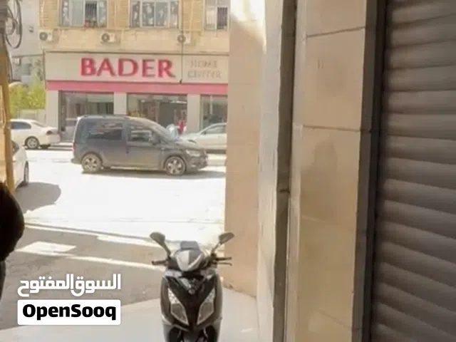 محل تجاري للايجار في عمارة زوار الطابق الارضي راس الجورة