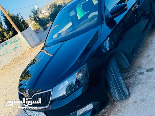سكودا فابيا ستيشن موديل 2016 بحاله ممتازه