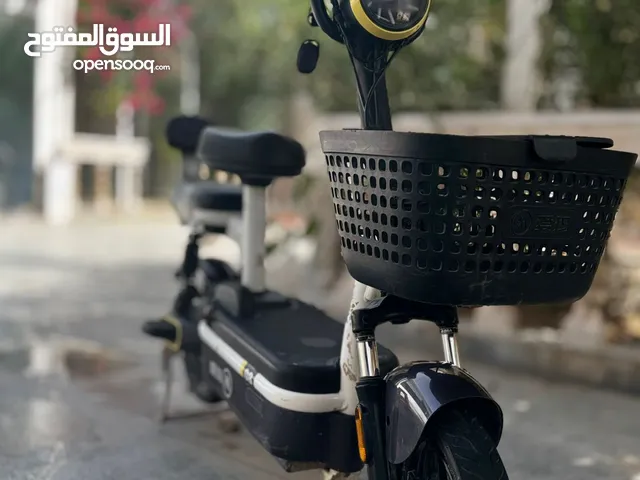 الدراجه نضيفه وحلوه واسريعه مديل الدراجه 2024 وسعره 300 وبيها مجال