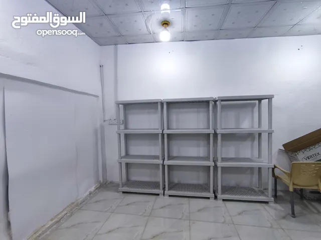 السلام عليكم رفوف بلاستك يتحمل وزن جودة عاليه قياس 10 متر