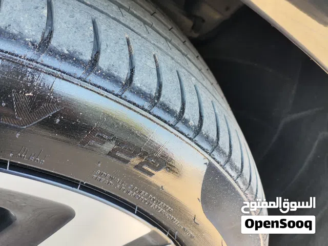 اطارات عدد 4 امامي خلفي id6 بحاله جيده جدا قياس 20 20/235/50