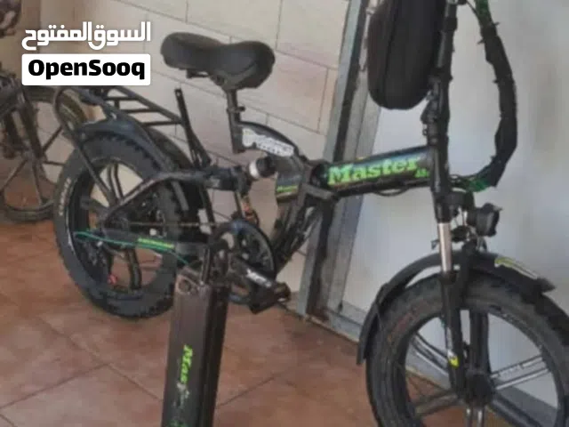 للبيع دراجة كهربائية مميزة وقابلة للطي