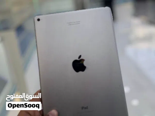 iPad Air 2 مستعمل في في حالة جديدة حجم الشاشة 9.7 كتبت بالغلط 9.4