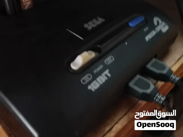 أبحث عن أشرطة (كاسيتات) جهاز السيجا (Sega Mega Drive) القديم، سواء كانت أصلية أو تجارية، أي شخص عنده