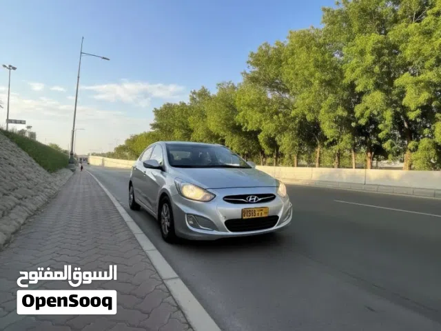 2013 Hyundai Accent Standard