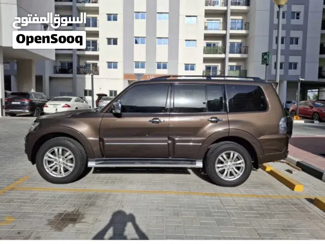 2020 Mitsubishi Pajero GLS MID