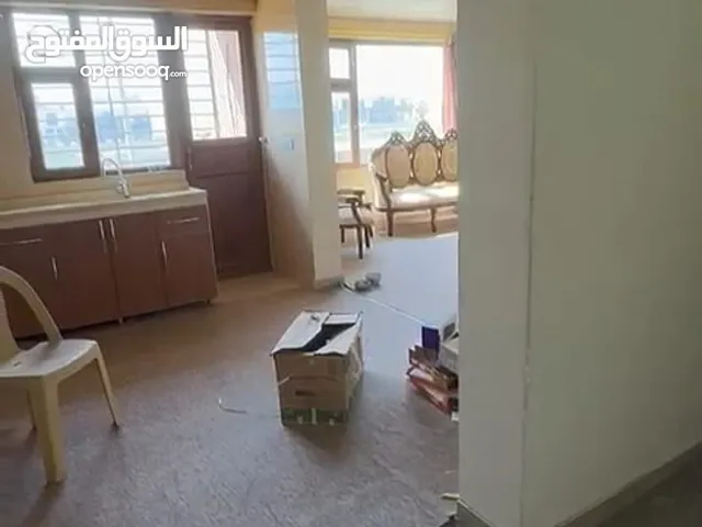 شقه للايجار في شاري روشنبيران طابق الاول مضرب شمس