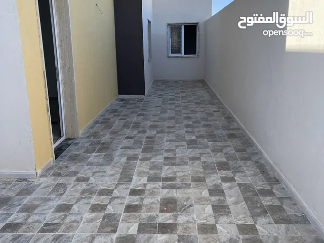 شقة خدمية ( عيادة - مكاتب ) للإيجار / اربع شوارع الكهرباء