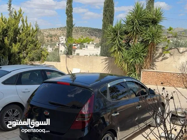 هيونداي i30 بنزين للبيع 1.6 mpi اوتومات موديل 2008