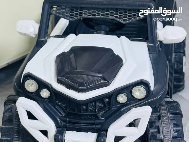 سيارة أطفال تحكم