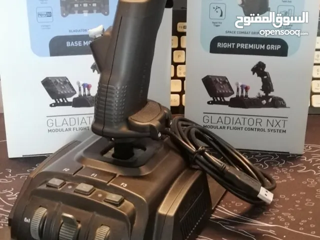 عصا تحكم الطيران: VKB Gladiator NXT Premium (لليد اليمنى)