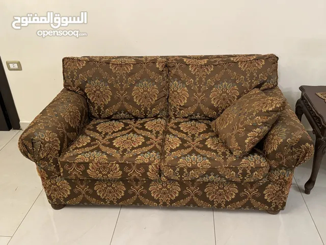 طقم صالة كامل للبيع بي 450 دينار اردني (قابل للتفاوض)